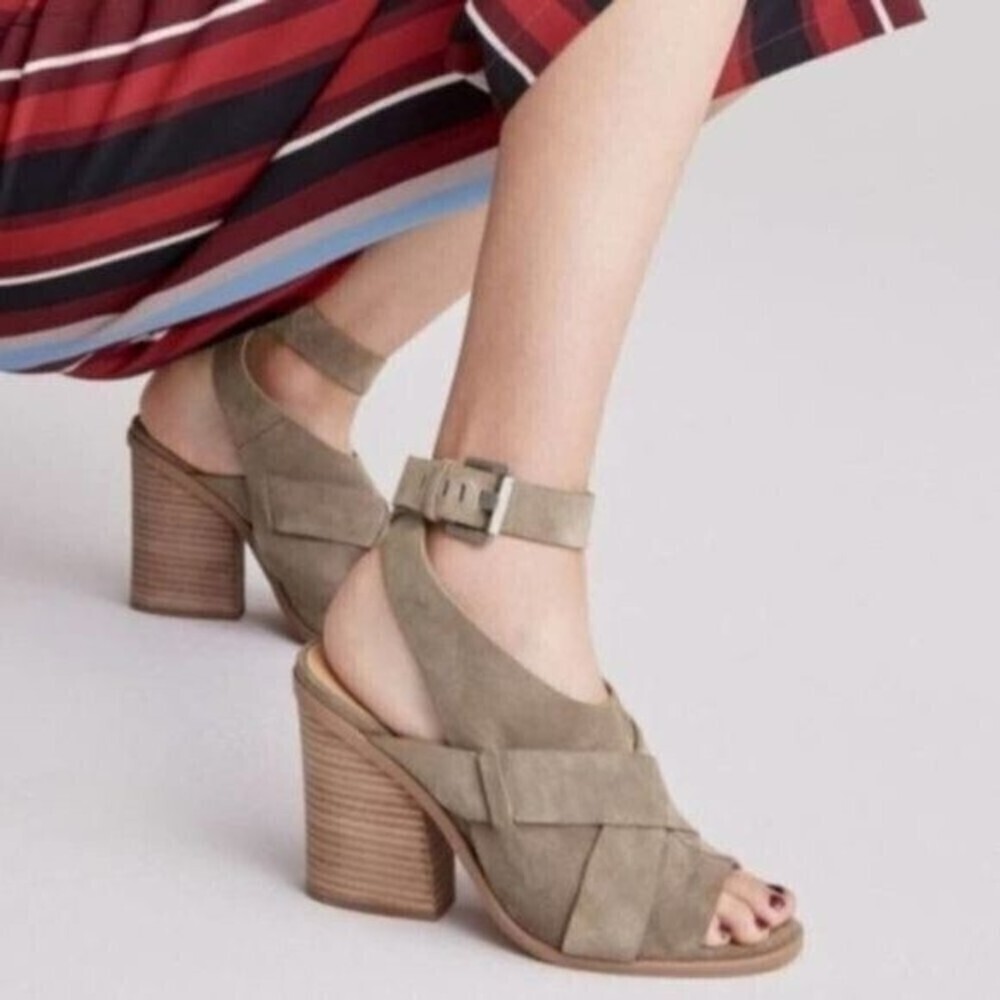 MARC FISHER LTD Valen Suede Tan Sandal